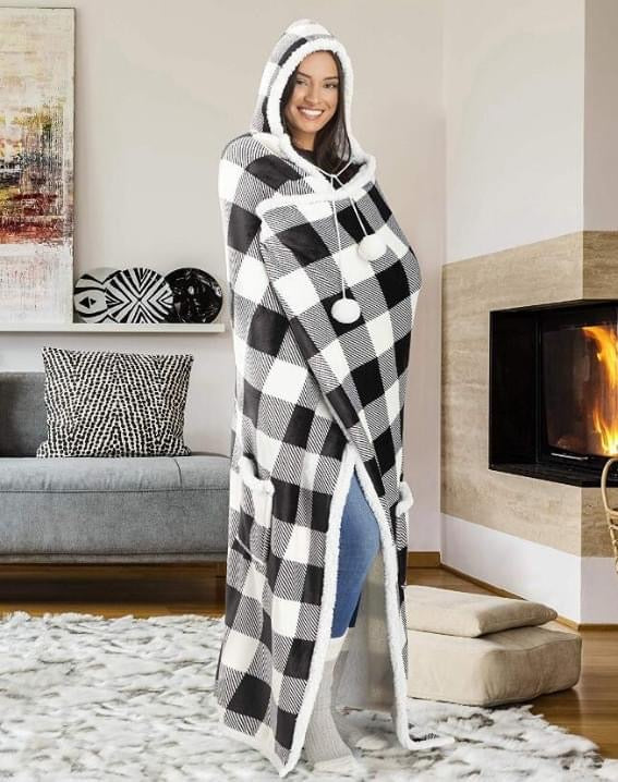 Hooded Blanket w Pockets
